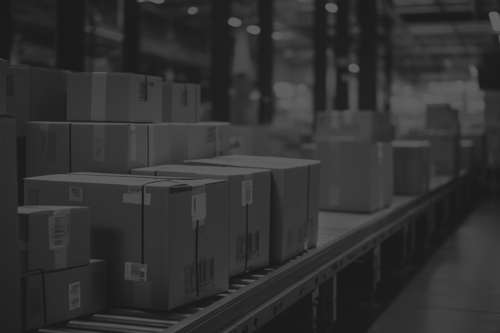 cardboard-boxes-conveyor-belt-warehouse